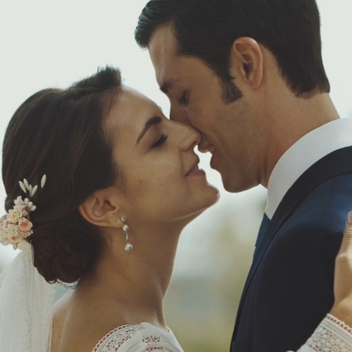 Elena & Jes&uacute;s