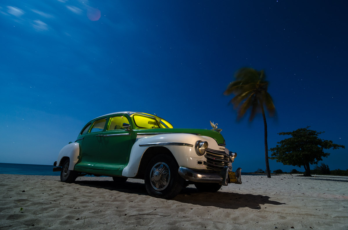 old cuban car by cuban photographer